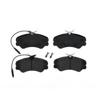 Bremsklötze vorne mit Schrauben Brembo