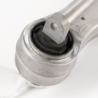 Dreieckslenker mittig rechte Seite