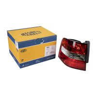 Rückleuchte links außen