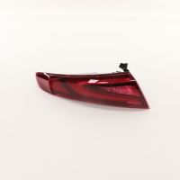 Rückleuchte links Außenseite