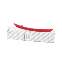 Rückstrahler rot in Stoßstange rechts