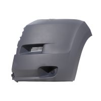 Stoßstangenecke vorn links grundiert