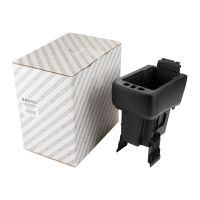 Ablage in der Mitte vom Fahrerraum