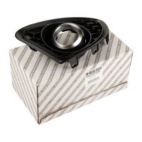 Verkleidung rechts an der vorderen Stoßstange