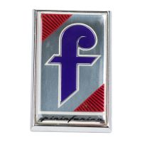 Emblem Pininfarina Motorhaube
