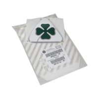 Emblem Kleeblatt seitlich links