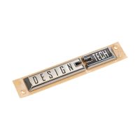 Emblem Schriftzug Design Tech seitlich